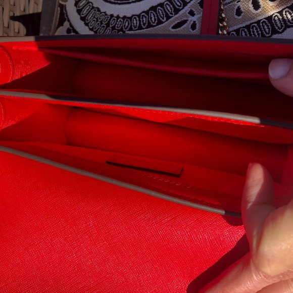 HOST PICK! 💕Tory Burch Emerson Envelope Adjust. Shoulder Bag - Picture 10 of 14